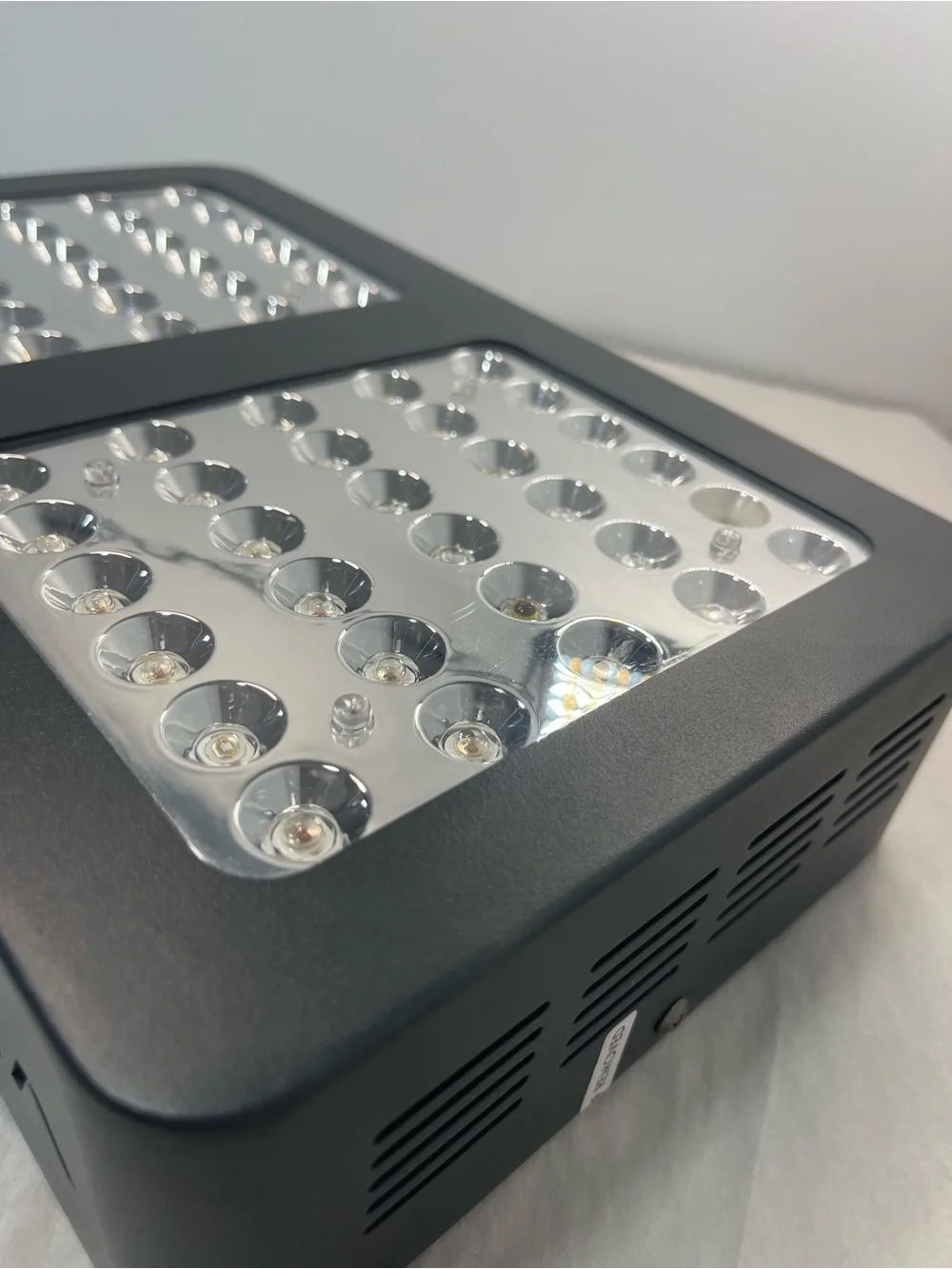 Viparspectra Dual-Panel LED Grow Light - Black